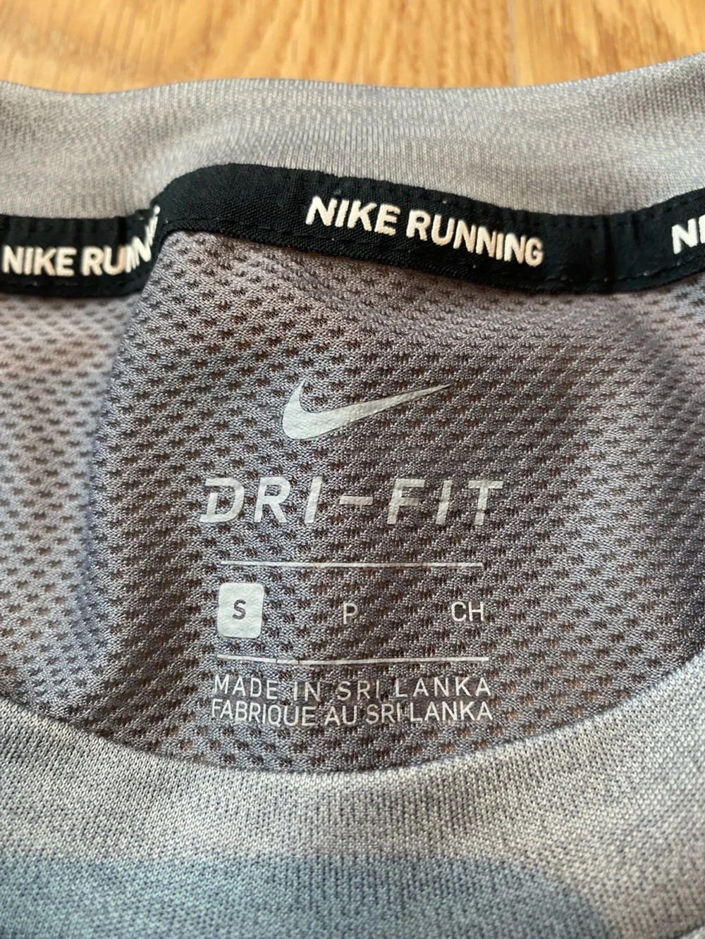 Nike Dri-Fit Running Tank - Size SM